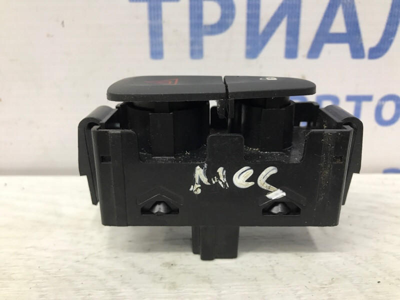 Кнопка аварийки Renault Megane 2009-2016 8200214898 (Арт. 55836) Київ - зображення 3