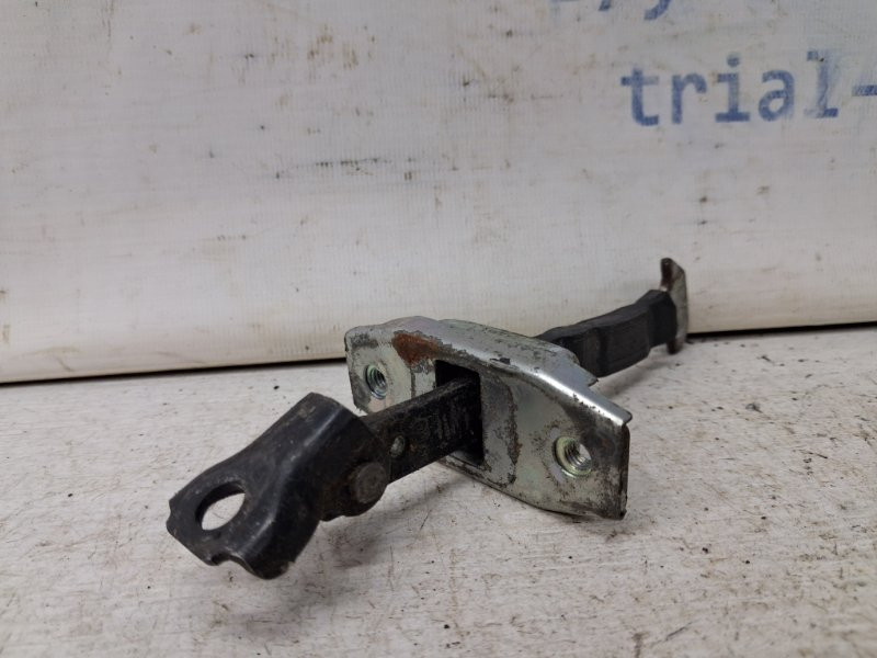 Ограничитель двери передний левый Toyota RAV 4 A40 2.2 DIESEL 2ADFTV 2012 (б/у) Киев - изображение 2