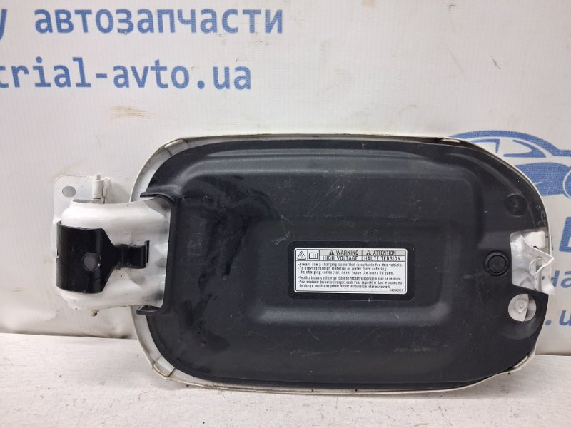 Лючок бака Mitsubishi Outlander 2012-2021  (Арт. 80732) Киев - изображение 2
