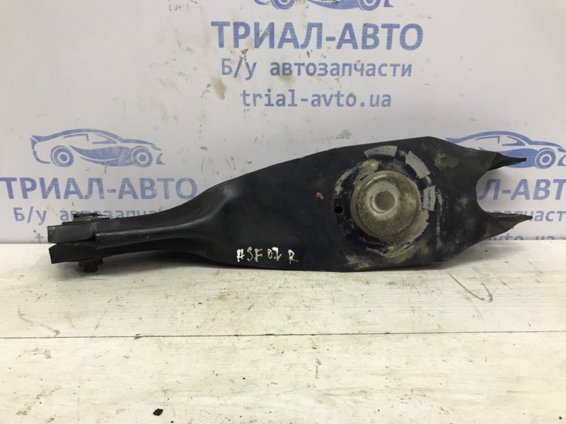 Рычаг задней подвески нижний поперечный (под пружину) Hyundai Santa fe CM 2.7 БЕНЗИН G6EA (б/у) Киев - изображение 1