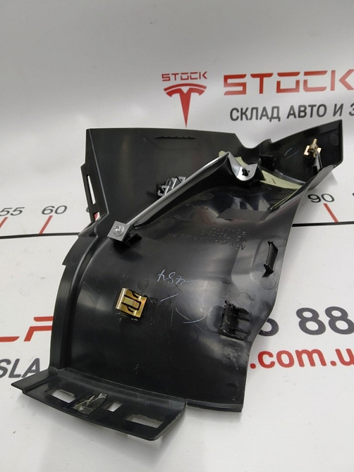 2Накладка ремня безопасности стойки С правой Tesla model S, model S REST 1024732-00-B Київ - зображення 7