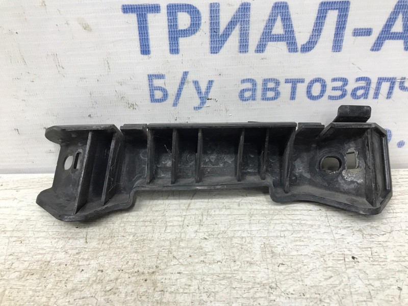 Кронштейн бампера передний левый Kia Ceed ED 1.6 DIESEL D4FB 2006 (б/у) Киев - изображение 3