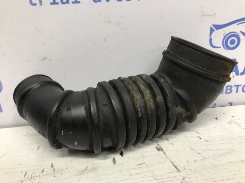 Патрубок воздушного фильтра Mitsubishi L200 KB 2.5 ДИЗЕЛЬ 4D56U 2006 (б/у) Киев - изображение 3