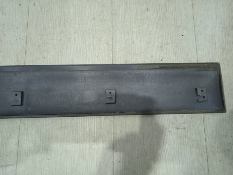 Накладка двери Toyota Land Cruiser J100 1998 перед. лев. (б/у) Київ - зображення 4