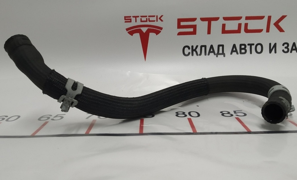 1Шланг охлаждения 4-х ходовой клапан-насос Tesla model X 1032197-00-G Киев - изображение 1