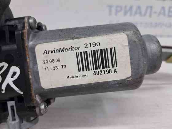 Стеклоподъемник задний правый Nissan Qashqai 2006-2013 82700JD400 (Арт. 62691) Киев