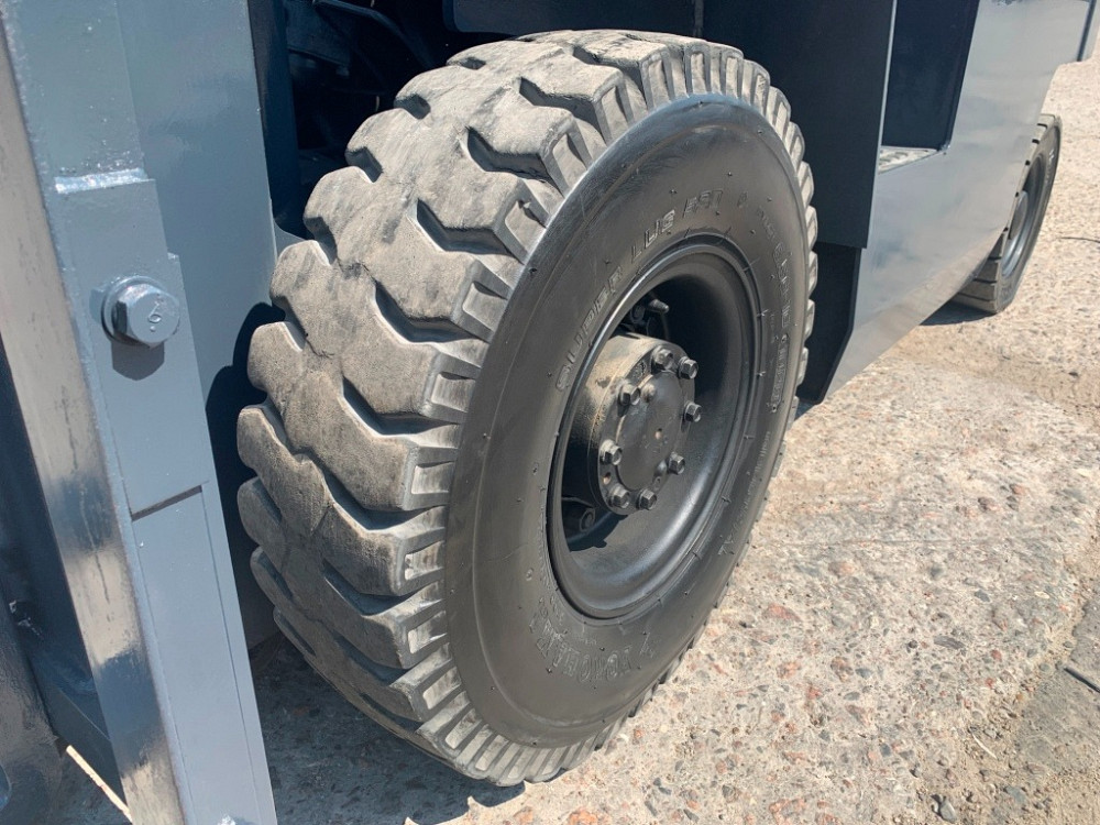 Вилочний бензиновий автонавантажувач Nissan із щоглою на 4 метри Одеса - зображення 8