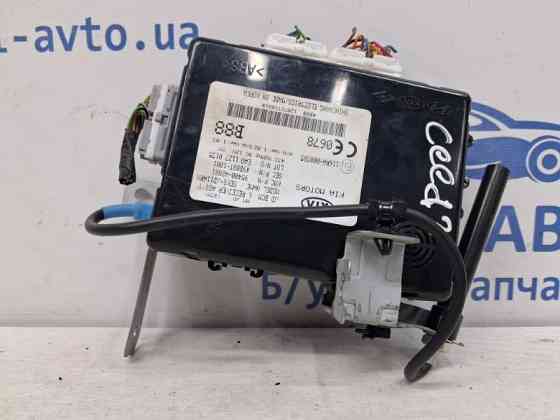 Блок комфорта Kia Ceed JD 1.6 DIESEL D4FB 2012 (б/у) Киев