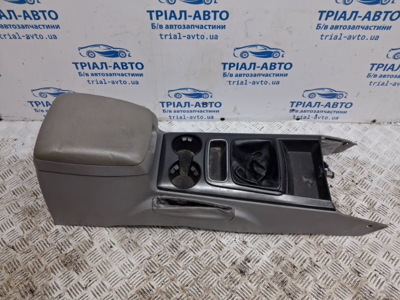 Подлокотник Kia Sorento BL 2.5 DIESEL D4CB 2002 (б/у) Київ - зображення 2