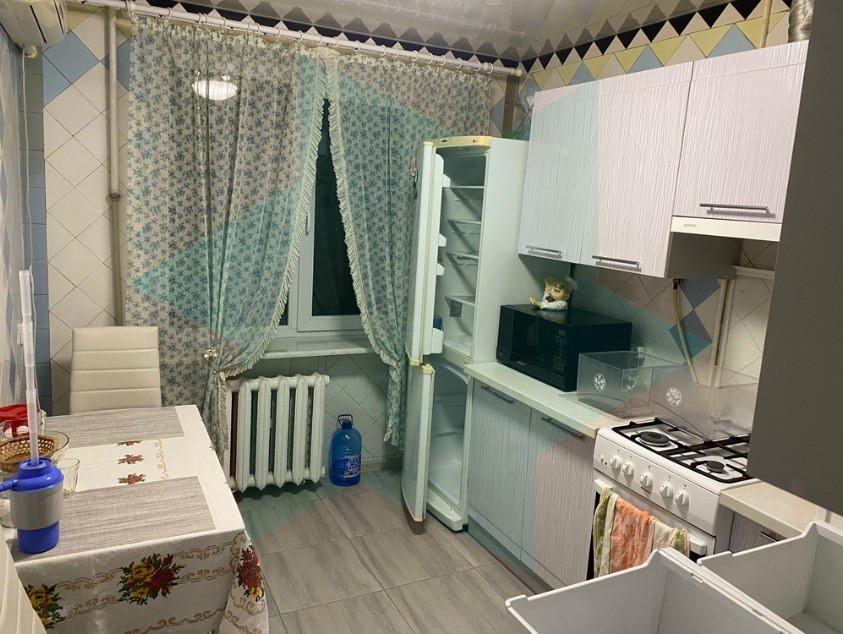 Продам. 3-к.кв. 4/9, вул.Бажова (Енеїди) Дніпро - зображення 1