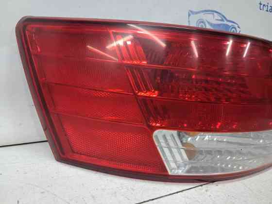 Фонарь задний внешний левый Hyundai Sonata NF 2.4 БЕНЗИН G4KC 2004 (б/у) Киев
