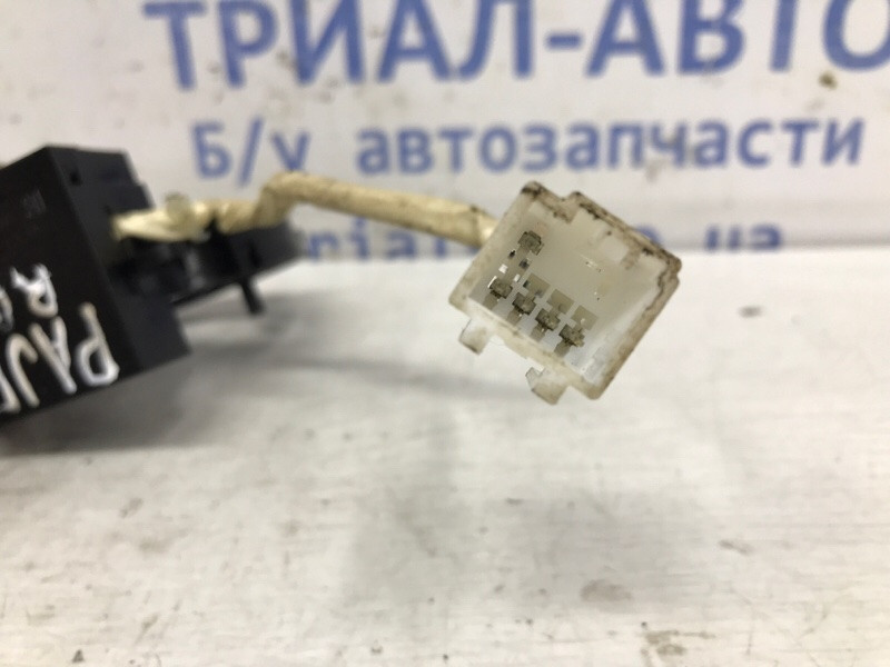 Датчик угла поворота руля Mitsubishi Pajero Wagon 3 3.2 ДИЗЕЛЬ 4M41 1999 (б/у) Киев - изображение 3