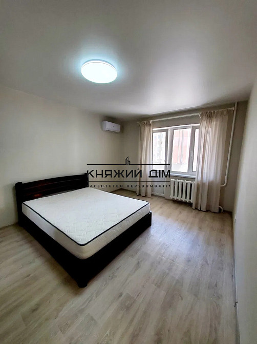 Продаж 1-кімнатної ,вул.Вишняківська м.Позняки або м.Харківська Київ - зображення 1