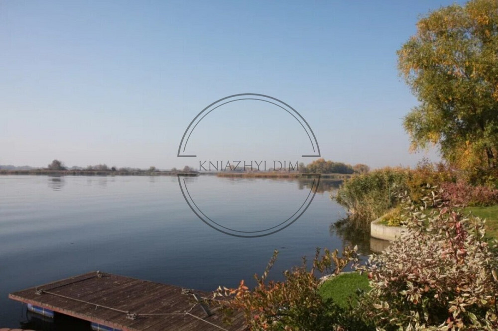 БЕЗ КОМИССИИ! Продажа резиденции в с. Вишенки, с своим пляжем. № 2210523 Киев - изображение 2