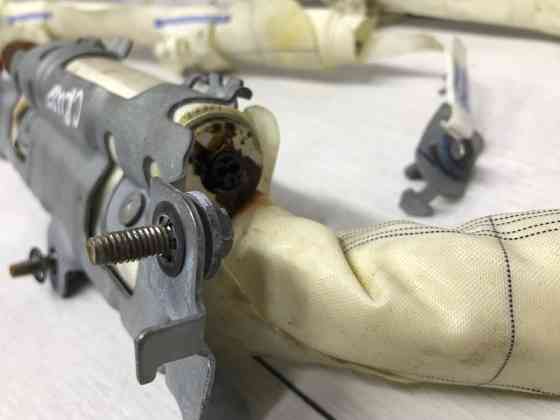 Airbag потолка(шторка) правый Chevrolet Cruze J300 1.6 F16D4 2009 (б/у) Київ