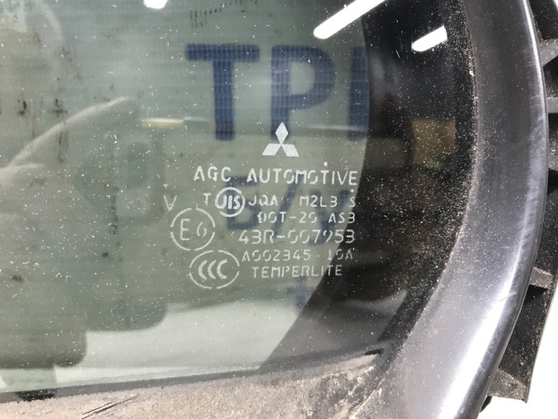 Стекло двери задней левой (форточка) Mitsubishi Lancer 10 1.8 БЕНЗИН 4B10 2007 (б/у) Київ - зображення 4