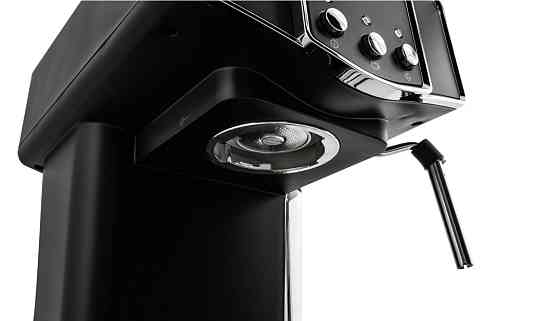 Кофеварка рожковая Liberton LCM-2205 950 Вт черная Киев