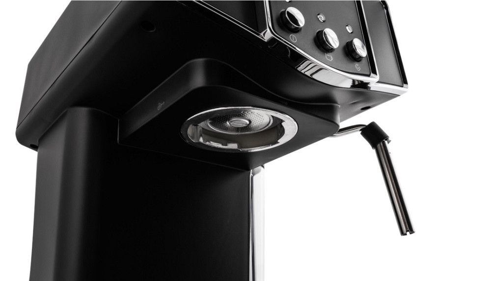 Кофеварка рожковая Liberton LCM-2205 950 Вт черная Киев - изображение 2