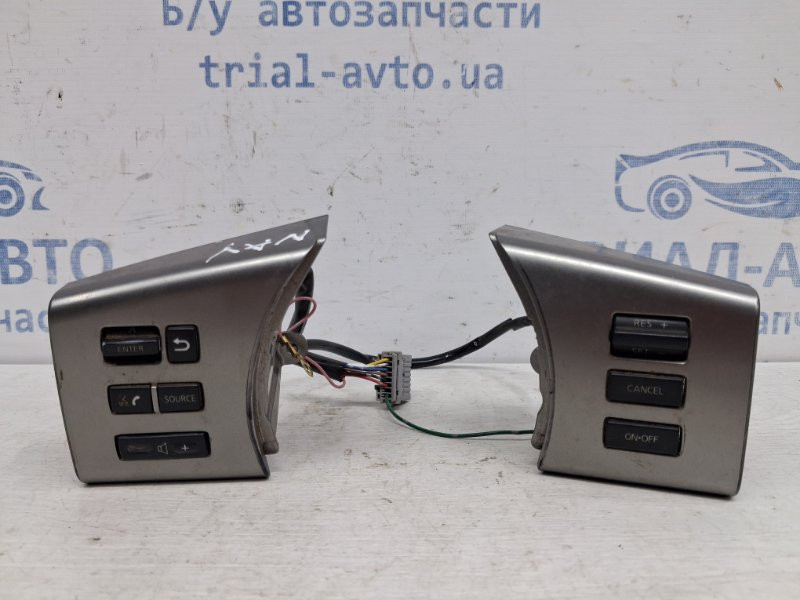 Кнопки руля Nissan Navara D40 2.5 DIESEL YD25DDTI 2004 (б/у) Київ - зображення 1
