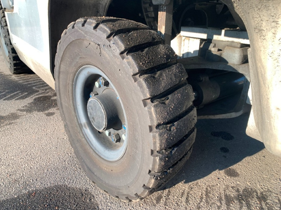 Газ-бензиновий навантажувач Nissan, 2012 року. Модель: P1F1A15D. Номiнальна вантажопідйомність 1.5 т Тернопіль - зображення 8