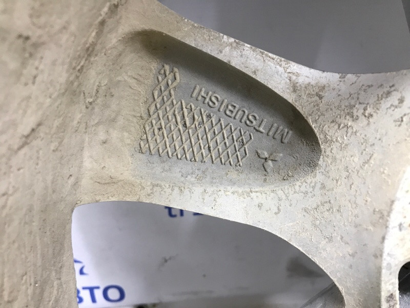 Запаска с резиной Mitsubishi Pajero Wagon 4 3.2 ДИЗЕЛЬ 4M41 2006 (б/у) Киев - изображение 6