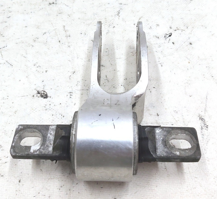 Кронштейн крепления двигателя переднего подушка левый вилка AWD с повреждением Tesla model S model Киев - изображение 4