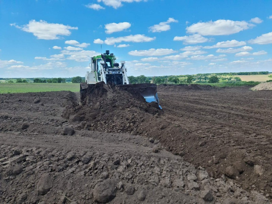 Послуги з розчищення та вирівнювання території Баришівка - зображення 1