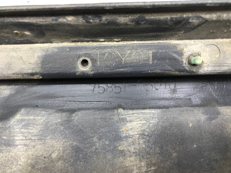 Накладка порога внешняя правая Toyota Avensis T25 1.8 БЕНЗИН 1ZZFE 2002 (б/у) Киев - изображение 7