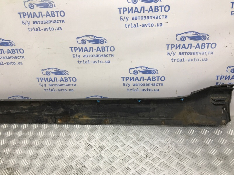 Накладка порога внешняя левая Mitsubishi Pajero Wagon 4 3.2 ДИЗЕЛЬ 4M41 2006 (б/у) Київ - зображення 8