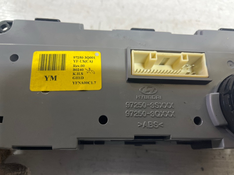 Блок управления климат-контролем Hyundai Sonata YF 2.4 БЕНЗИН G4KJ 2010 (б/у) Київ - зображення 4