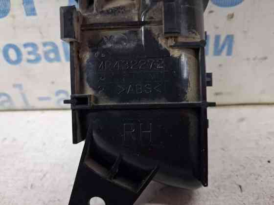 Ручка двери внутренняя правая Mitsubishi Pajero Wagon 2006-2022 5716A242XA (Арт. 87537) Киев