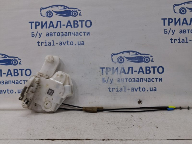Замок двери передний правый Mitsubishi ASX GA 1.8 DIESEL 4N13 2010 (б/у) Киев - изображение 1
