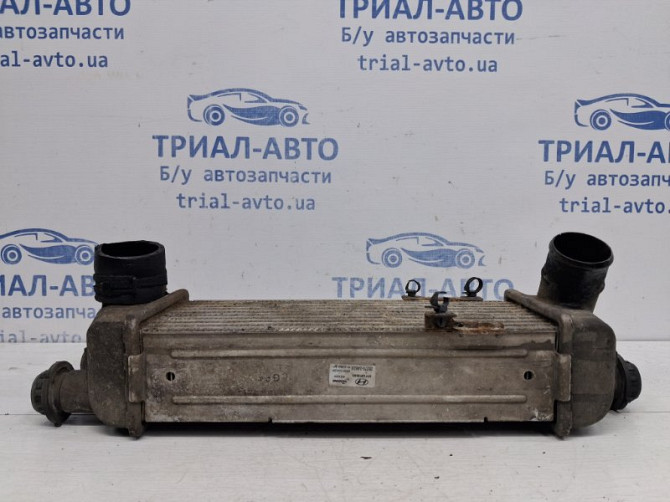 Радиатор интеркуллера Hyundai I30 FD 1.6 DIESEL D4FB 2007 (б/у) Киев - изображение 5