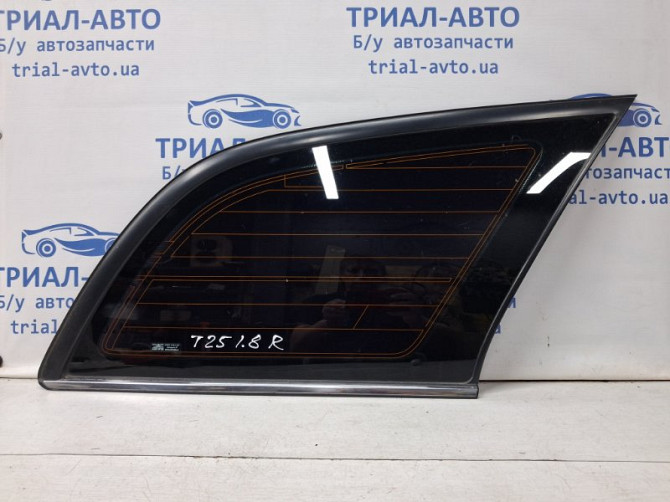 Стекло в кузов заднее правое Toyota Avensis T25 1.8 БЕНЗИН 1ZZFE 2002 (б/у) Київ - зображення 1