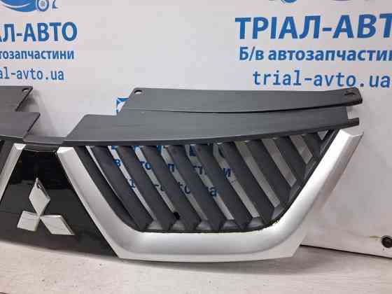 Решетка радиатора Mitsubishi Outlander 2007-2012 7450A037XA (Арт. 68125) Київ