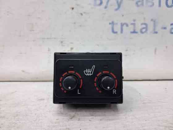 Кнопка подогрева Lexus RX 350 2003-2009  (Арт. 65702) Киев