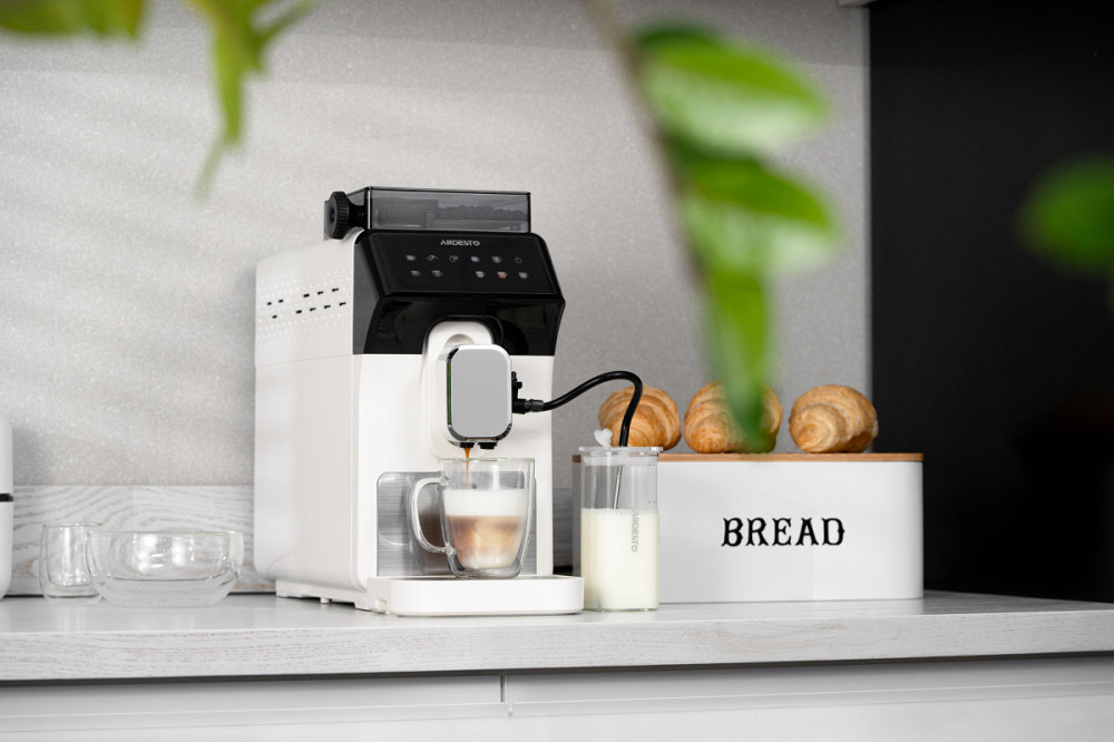 Кофемашина Ardesto FСM-FA900W 15 Бар белый Киев - изображение 2