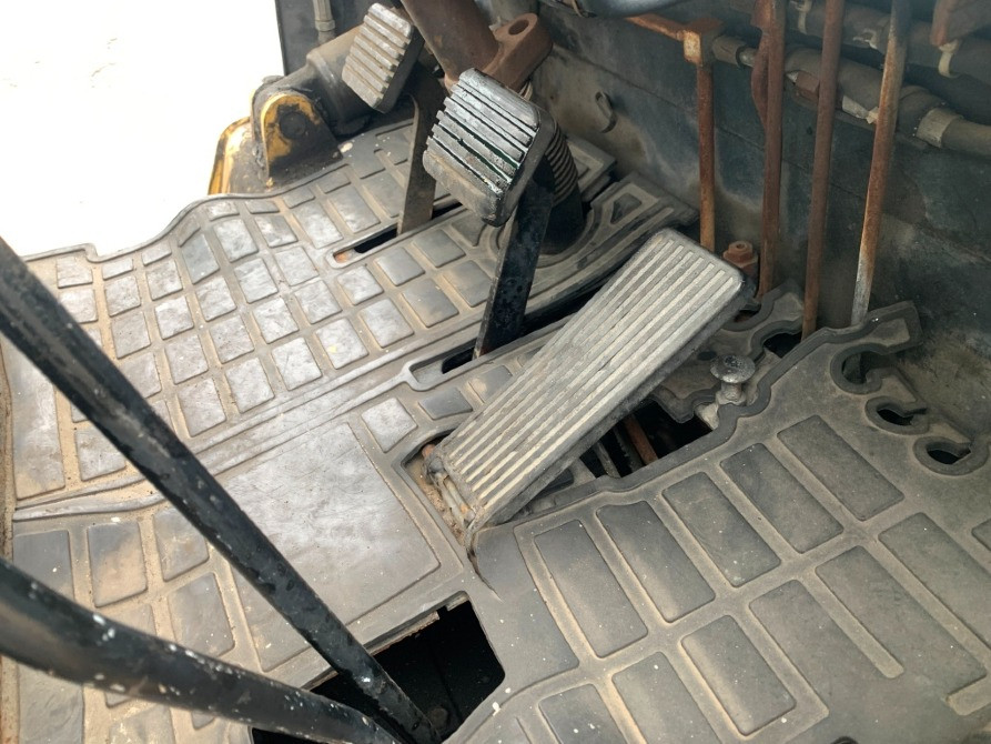 Вилковий автонавантажувач TCM з ротатором (система перевороту вил на 360 градусів). На спарці пневмо Днепр - изображение 12