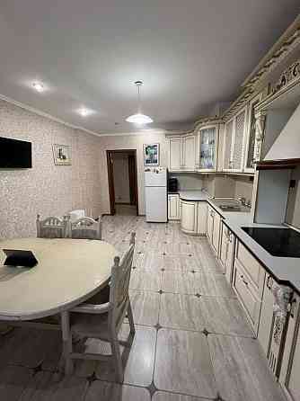продажа 3-к квартира Киев, Голосеевский, 225000 $ Киев