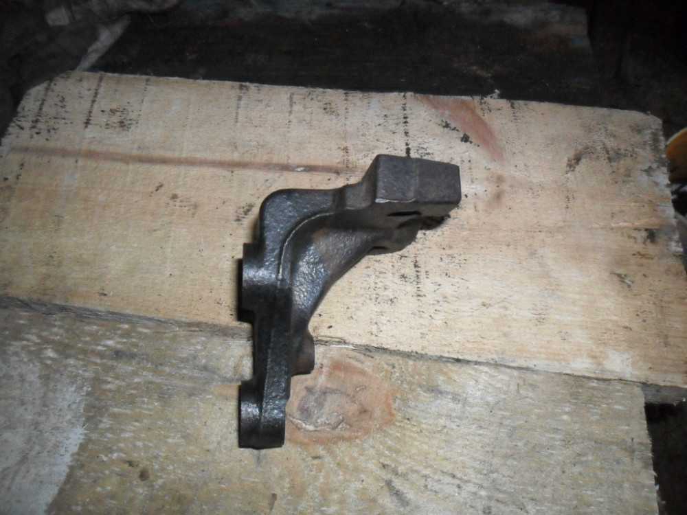 Mazda GA2A39030E, Кронштейн двигуна Мазда Премасі, FP, FS, оригінал Вінниця - зображення 8