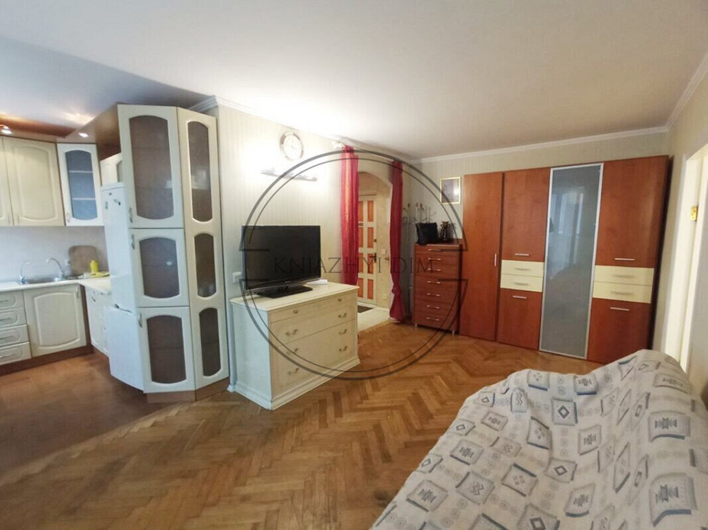 Продам 2-х. кому. в центрі на Антоновича. метро Палац України. Код: 21140883 Киев - изображение 2