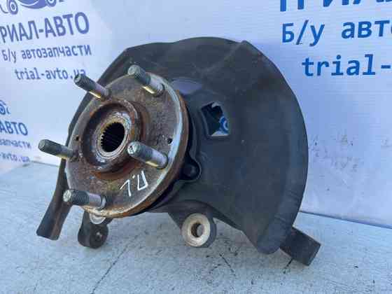 Кулак поворотный левый со ступицей Hyundai Sonata YF 2.4 БЕНЗИН G4KJ 2010 (б/у) Київ