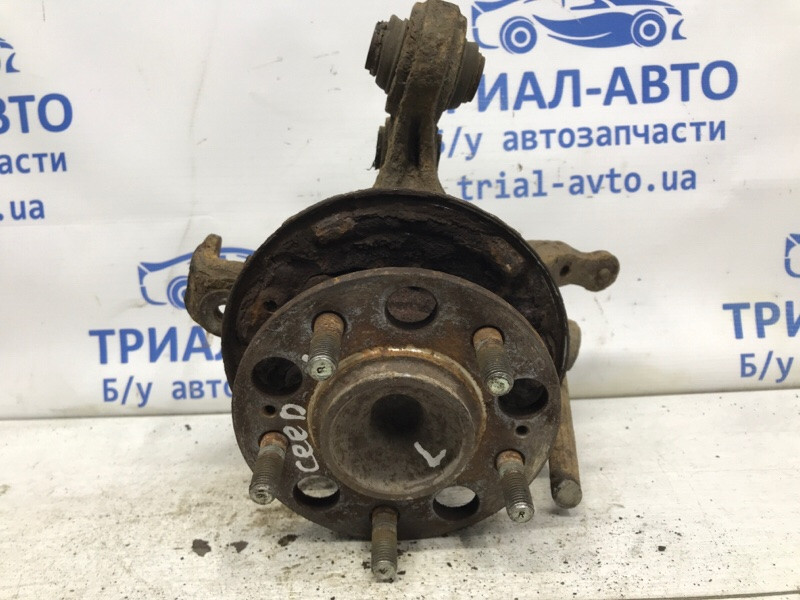 Цапфа задняя левая со ступицей Kia Ceed ED 1.6 DIESEL D4FB 2006 (б/у) Киев - изображение 5