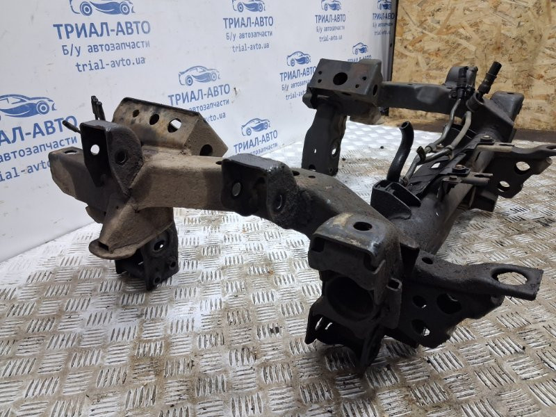 Балка передней подвески Mitsubishi Pajero Wagon 3 3.2 ДИЗЕЛЬ 4M41 1999 (б/у) Киев - изображение 4