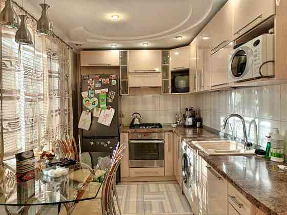 продажа 3-к квартира Кременчугский, Кременчуг, 73000 $ Кременчуг