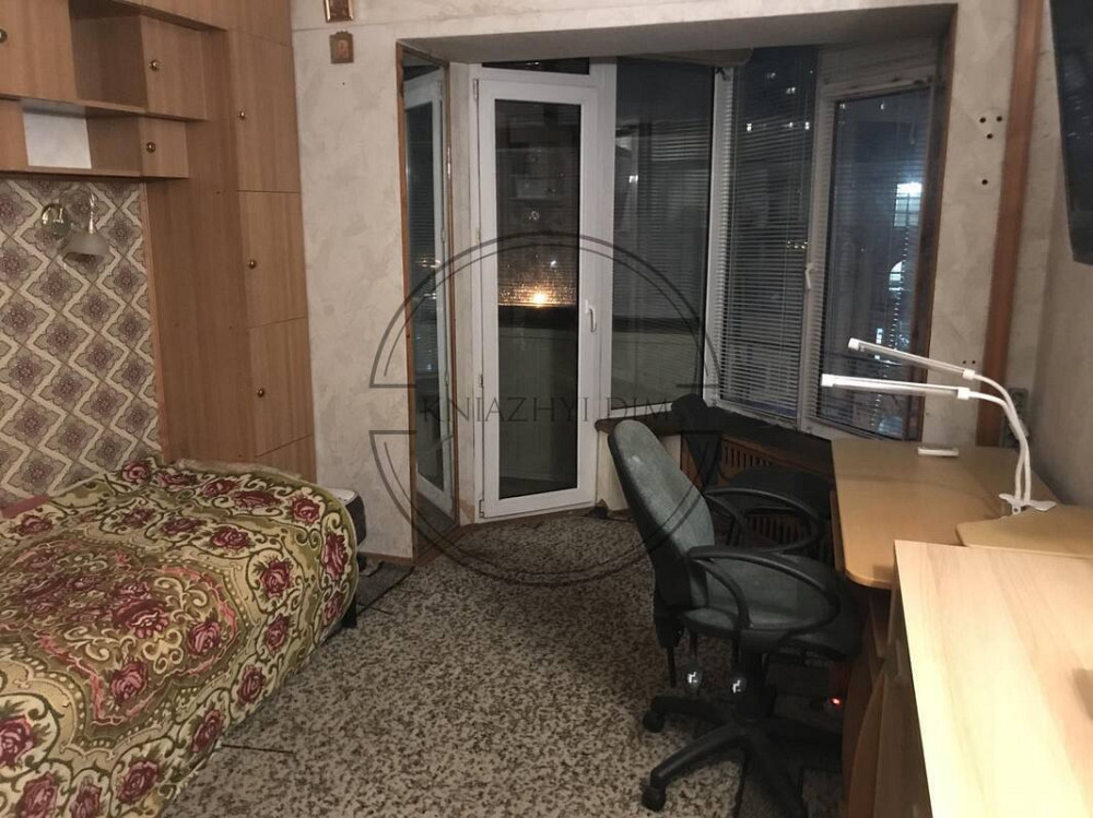 Продаж 2-кім. розд. кв. м. Палац Україна. Код об'єкту:21143493 Київ - зображення 4