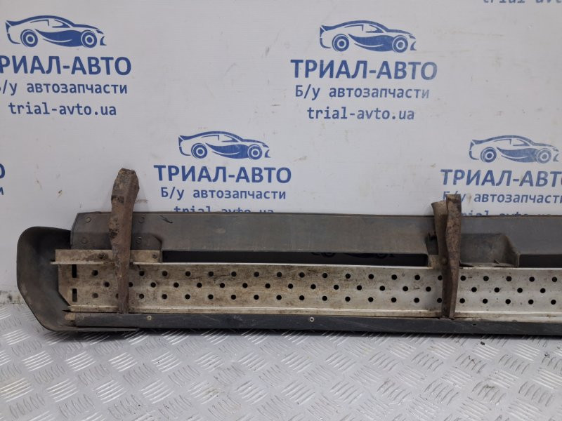 Подножка Mitsubishi Pajero Wagon 3 3.2 ДИЗЕЛЬ 4M41 1999 лев. (б/у) Київ - зображення 5