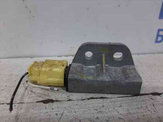 Датчик AIRBAG (удара) Nissan Tiida C11 1.6 БЕНЗИН HR16 2004 (б/у) Киев