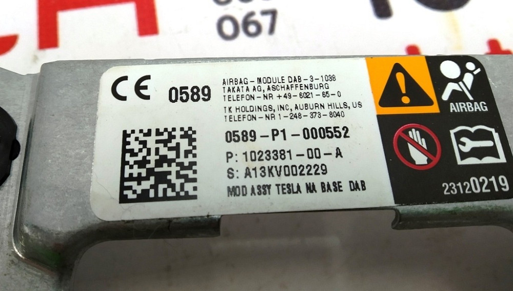 Кронштейн металлический подушки безопасности водителя Tesla model X, S 306055010 Київ - зображення 4