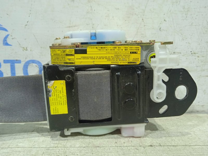 Ремень безопасности передний правый Toyota Land Cruiser J100 1998 (б/у) Київ - зображення 3